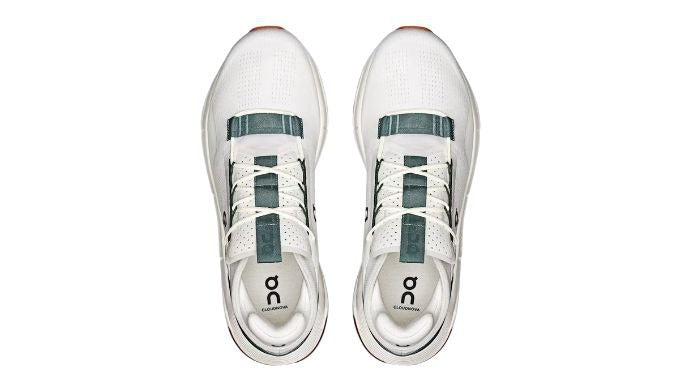 On Cloudnova 2 'Ivory Olive'