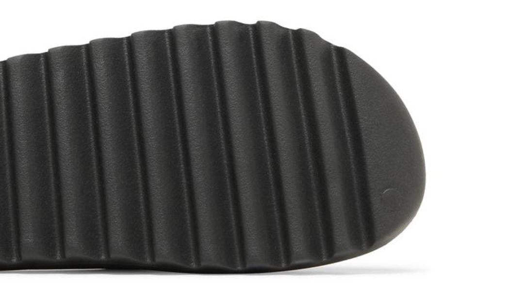 YEEZY SLIDE 'Onyx'
