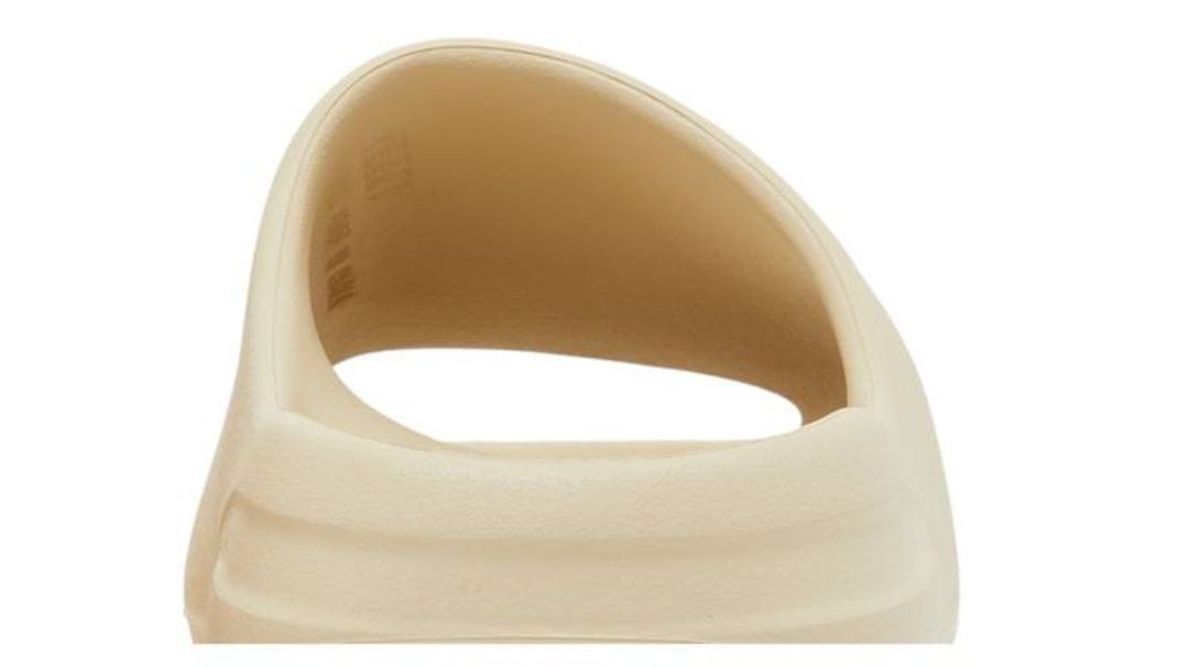 YEEZY SLIDE 'Bone'