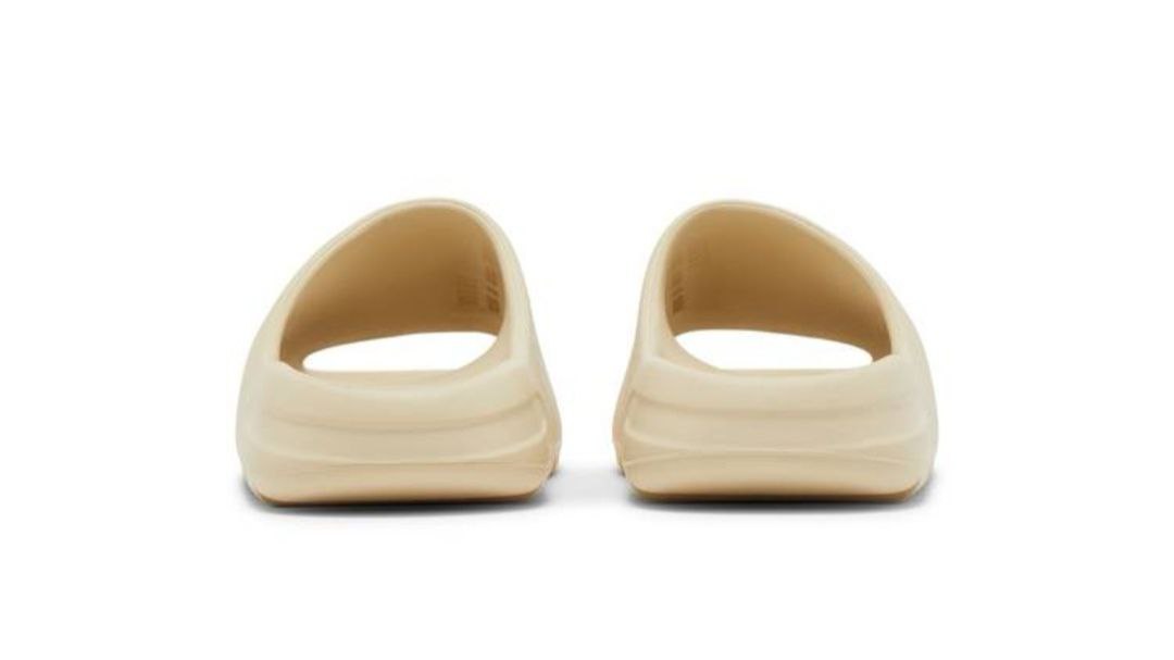 YEEZY SLIDE 'Bone'