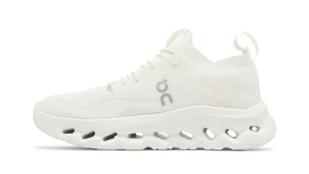 On Cloudtilt × Loewe 'All White'