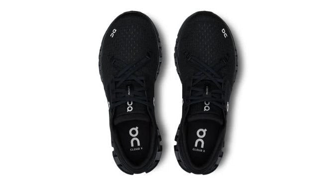 On Cloud × 4 'Black'