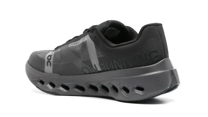 On Cloudsurfer 'Black'