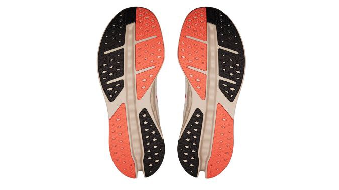 On Cloudsurfer 'Ivory Salmon'