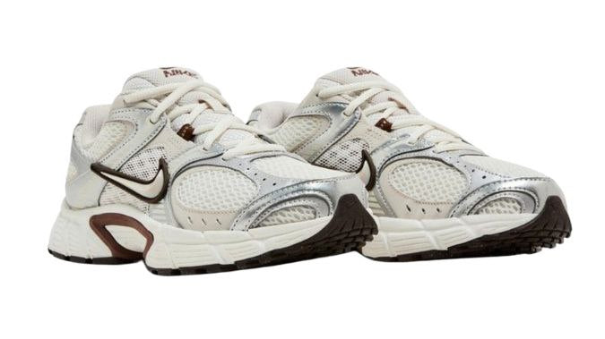Nike V5 'Sail Fauna Brown'