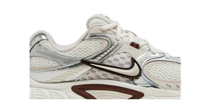Nike V5 'Sail Fauna Brown'