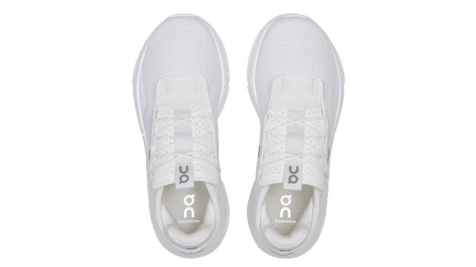 On Cloudnova 2 'White'
