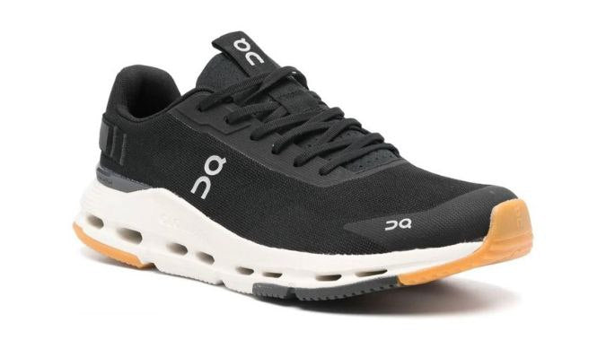 On Cloudnove 2 'Black Ivory'